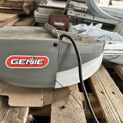 Genie 1/2 Hp Garage Door Opener