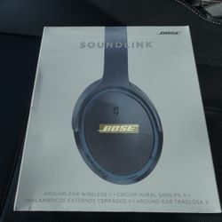 Bose Noise Cancellation Headphones Used Twice