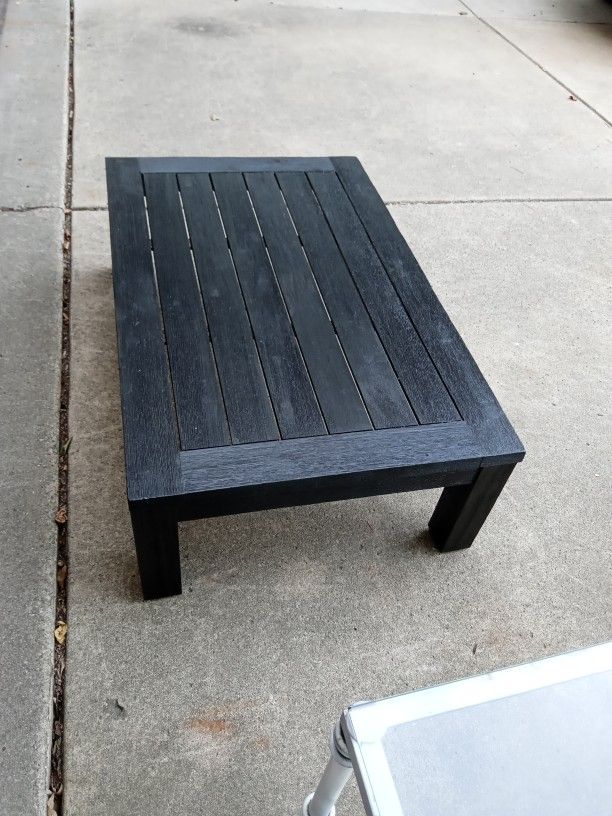 Indoor Outdoor Coffee Table/ 47 X 30 X 15 Inches