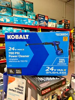 Kobalt| Shop the Set 700-PSI 0.8-GPM Cold Water Battery Outdoor power cleaner with 1 Spray Tips