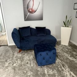Love Sofas With Ottoman 