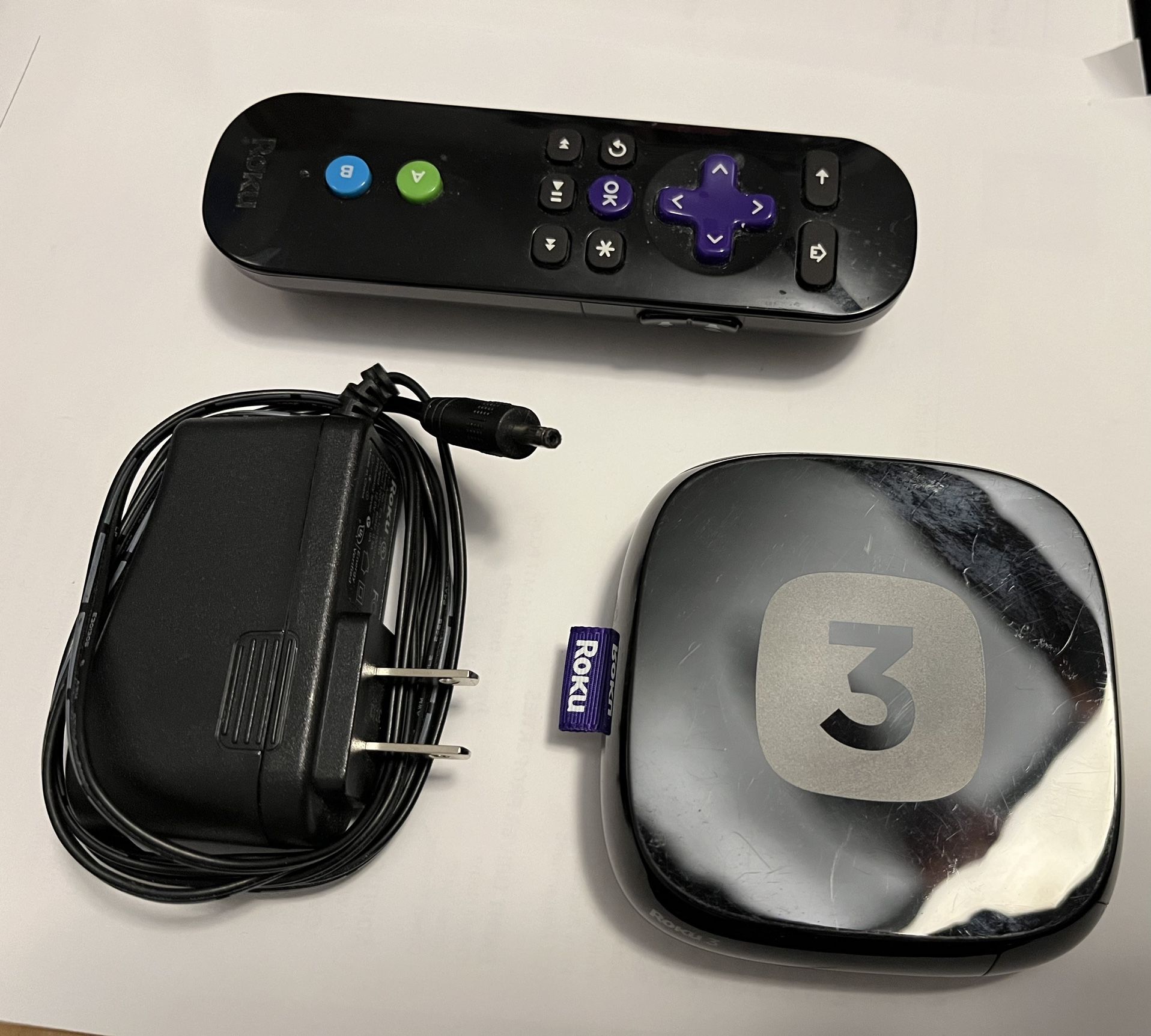 Roku 3 4200x With Power Cord And Remote