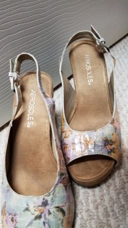 Natualizer Sz7 multi color wedge