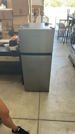 refrigerator Hisense