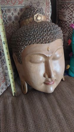 LARGE BUDDHA FACE WOOD VINTAGE SCULPTURE  (CHECK ALL PICTURES)