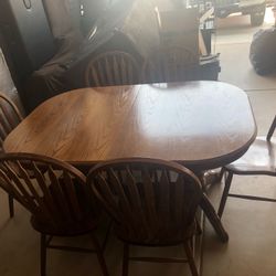 Diningroom Table