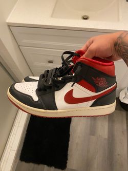 Air Jordan 1 Mid Gym Red
