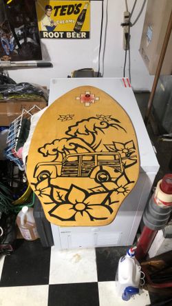 Tribal surf skim board, like new