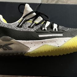 Reebok Sz. 11 BNIB