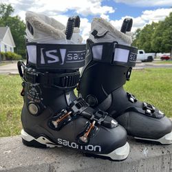 Salomon QST Access 80 Custom Heat Womens Ski Boots Sz 24/24.5