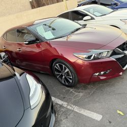 2017 Nissan Maxima 