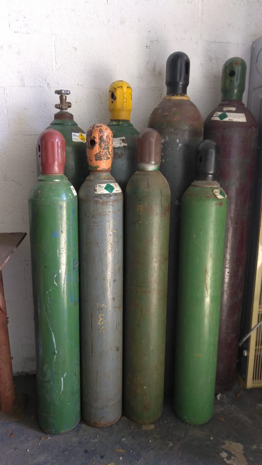 OXY AND ACETYLENE TANKS 100 for Sale in Miami, FL OfferUp