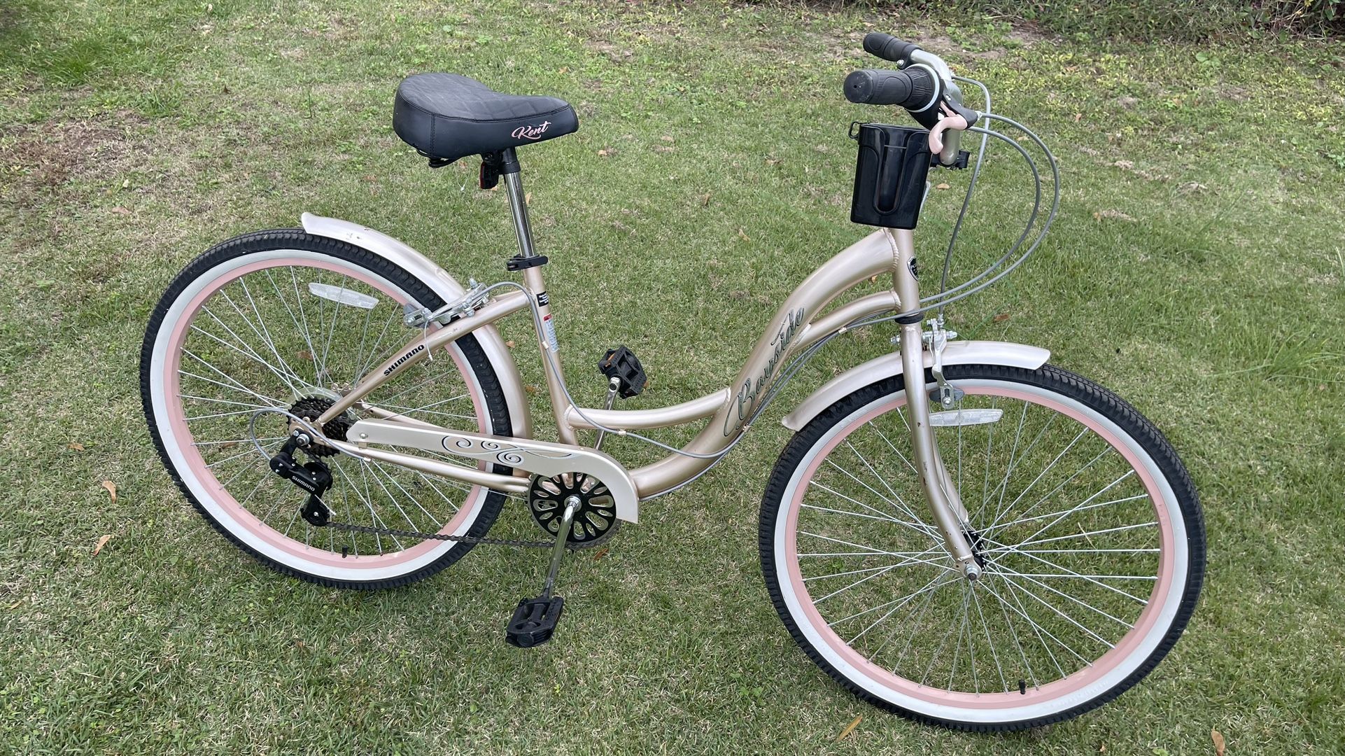 Like new-26" Kent Bayside Cruiser Bicycle, Fits Rider: 5'2"-5'10", Rose Gold, Adult, Unisex