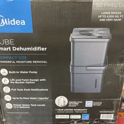 Midea 23.6L Dehumidifier - (Gray) - Brand New