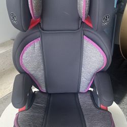 Car / Booster Seat Graco Protect Plus In Good Shape