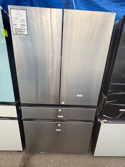 Samsung Bespoke Refrigerator With Pitcher In Stainless Steel