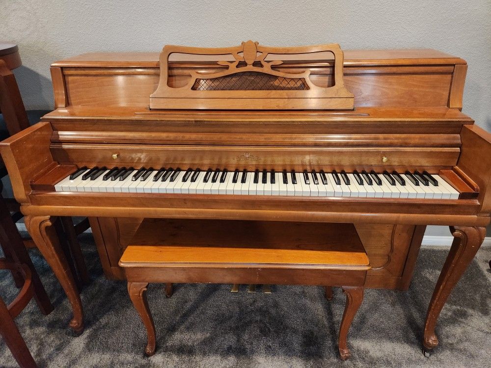 Wurlitzer Piano