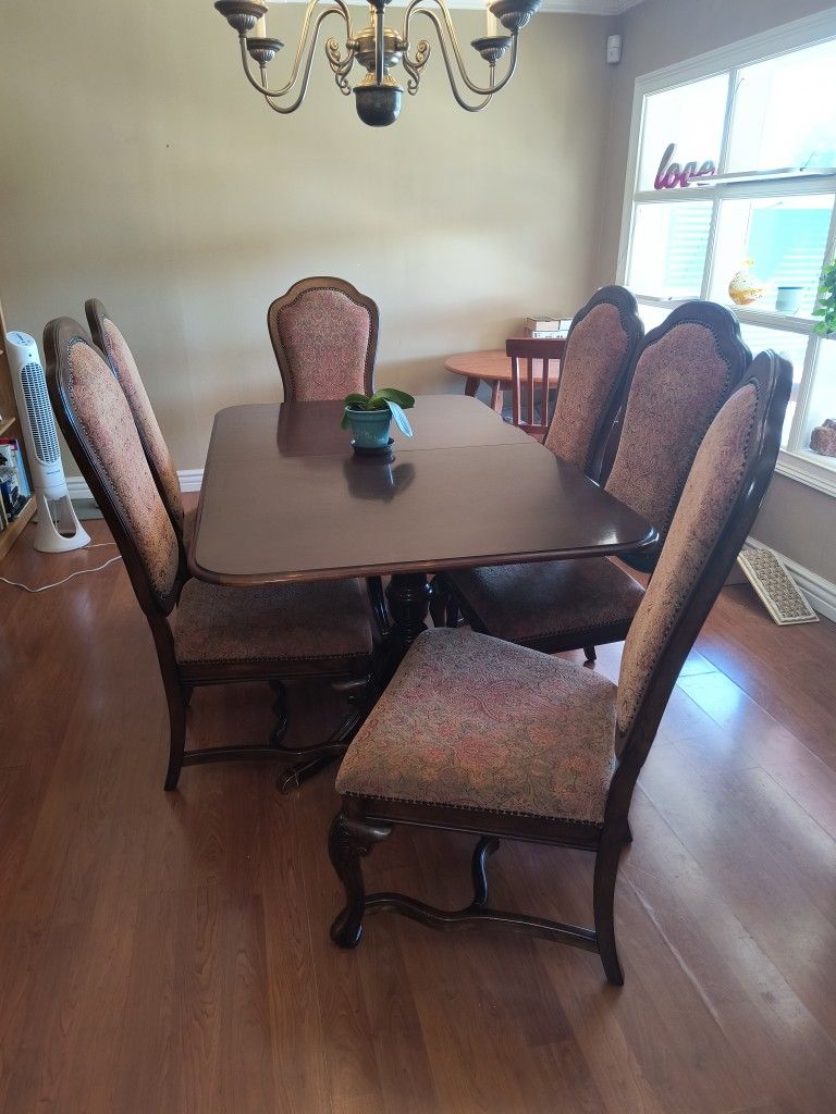 Large Dining Room Table With 6 Chairs