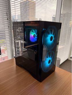 Gaming PC: Ryzen 7 7800X3D + RTX 5070 12GB + 32GB DDR5 + 1TB NVMe