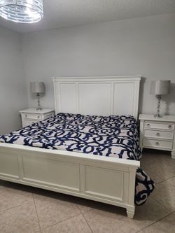 KING SIZE BEDROOM SET