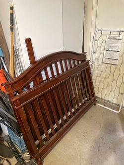 Baby crib