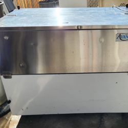 Refrigeration Avantco 