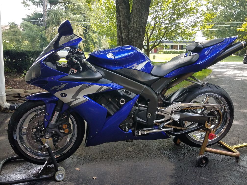 2004 Yamaha R1