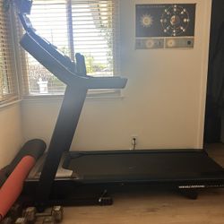 Horizon Treadmill