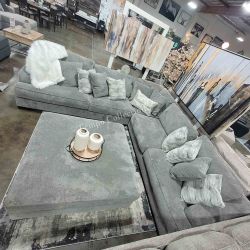 EXTRA COMFORT 3 pcs SECTIONAL COMES WITH ALL PILLOWS [NEW]