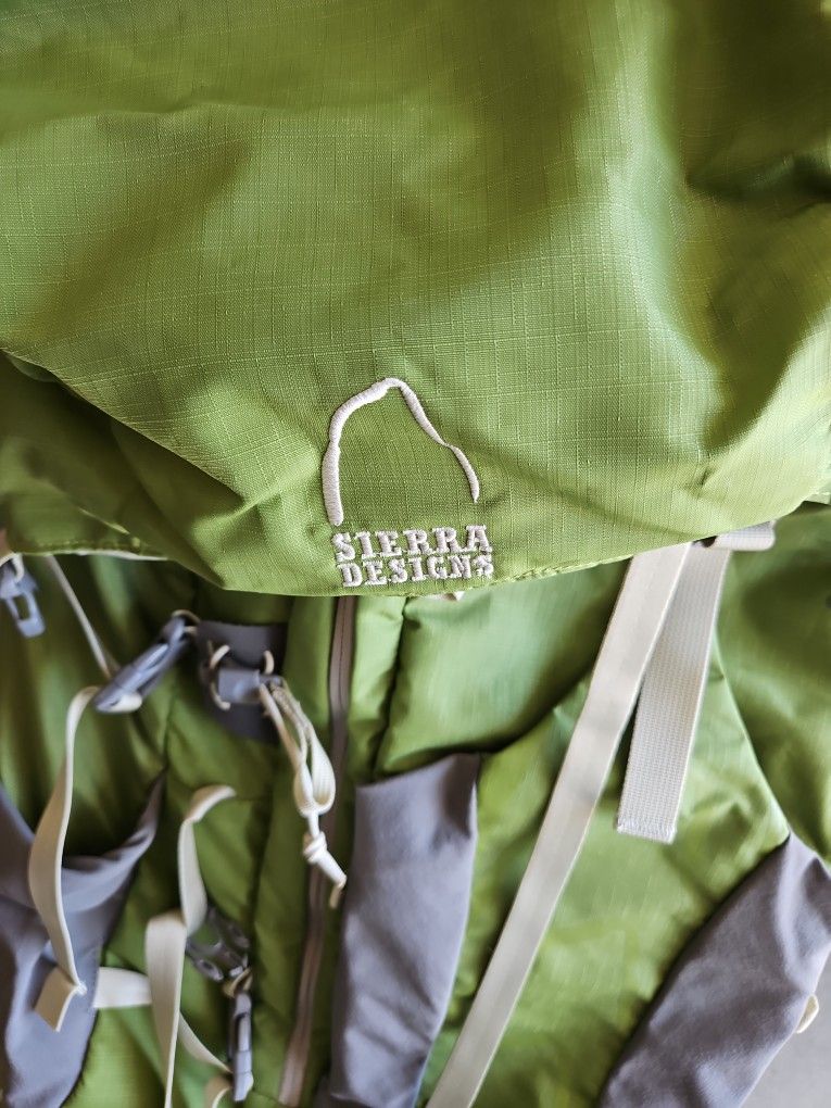 Sierra Designs Revival 65 Hiking Backpack