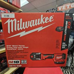 M18 Short Throw PEX Press Tool Kit w/ (3) Viega PureFlow Jaws