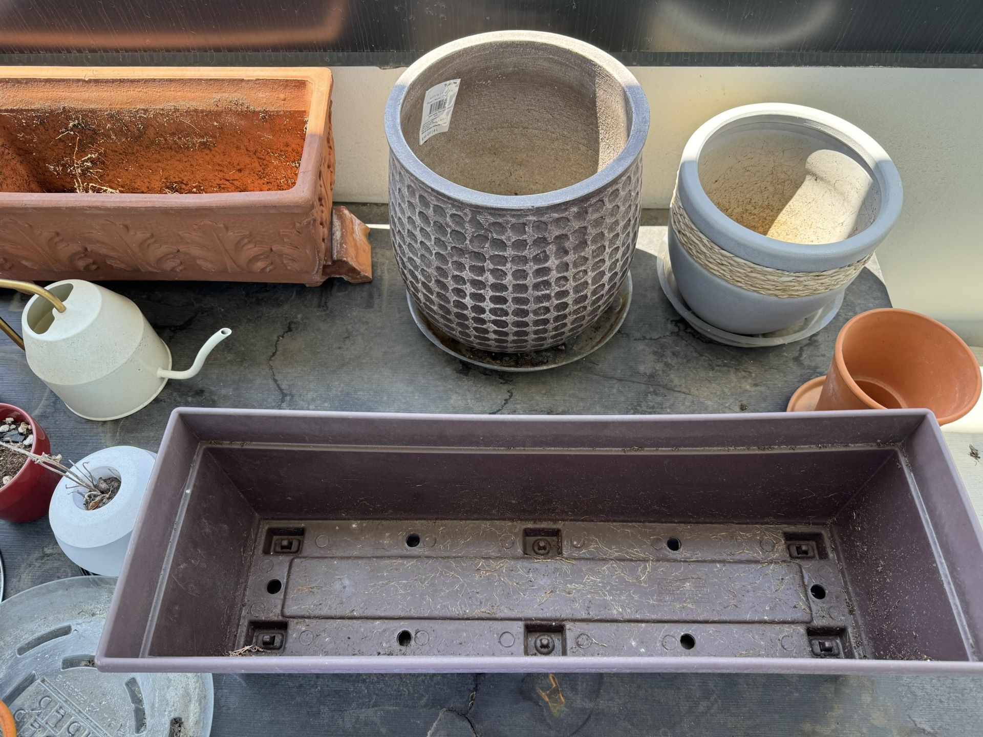 Planter & Gardening Set – Multiple Items