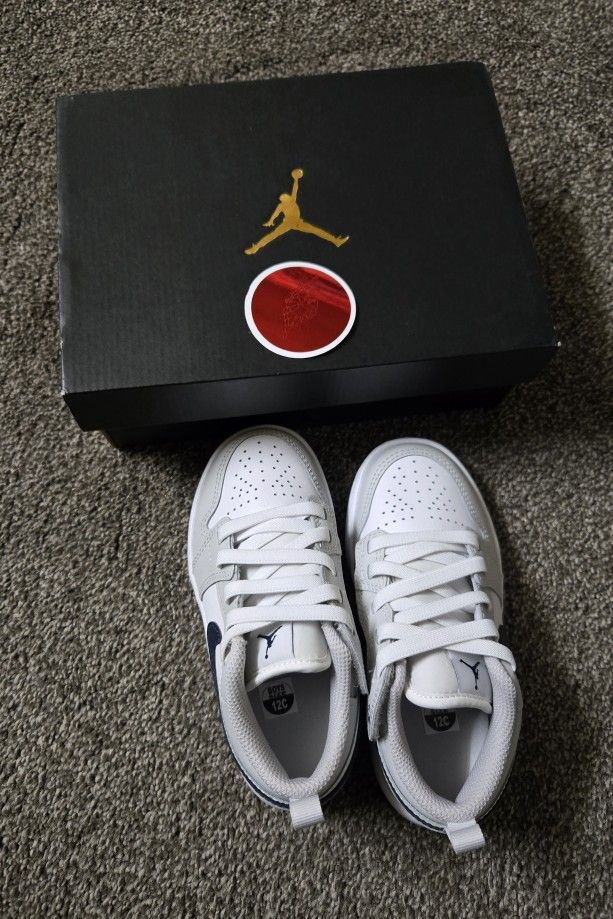 Jordan  1 Low Alt Ps