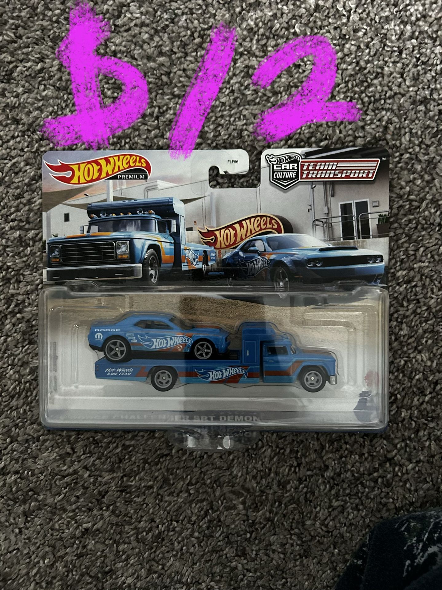 Hot Wheels Collection 60+ LOOK AT PAGE