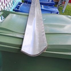  8 Pieces Of 10Ft Ridge Cap Aluminum