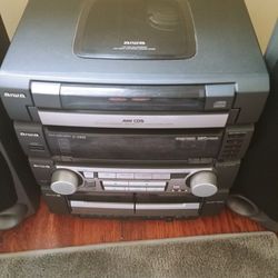 Aiwa Stereo Large Speakers
