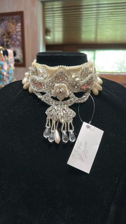 Peggy Graham Choker