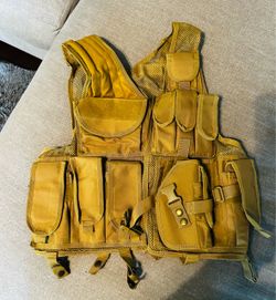 Tan Tactical Vest with Holster and Pouches