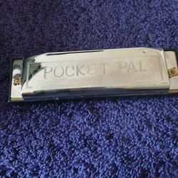 Harmonica.
