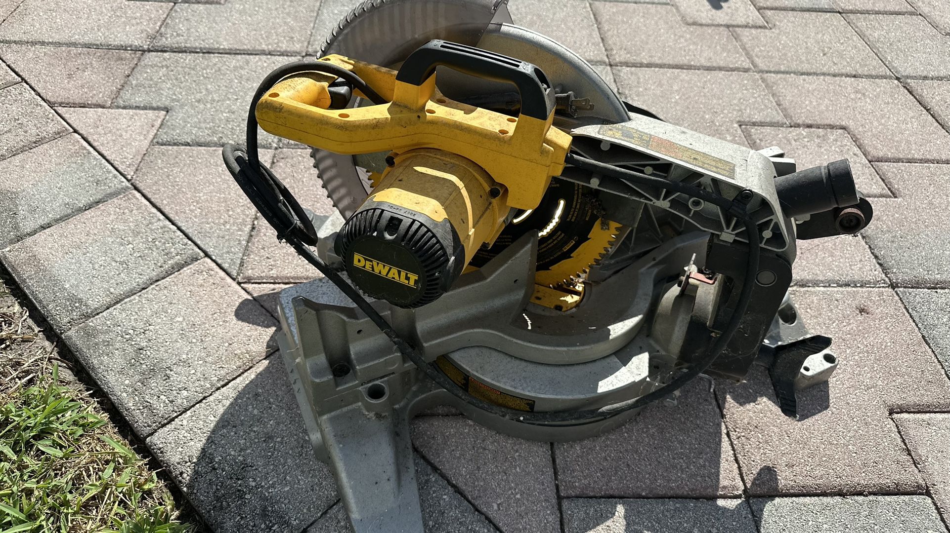 Dewalt Chop
