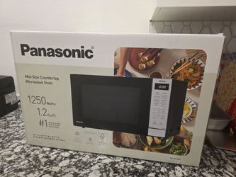 New Unopened Panasonic Microwave!