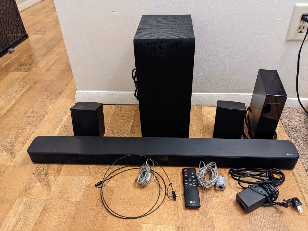 LG SLM4R 420W Sound Bar w/ Bluetooth Streaming and Surround Sound Speakers