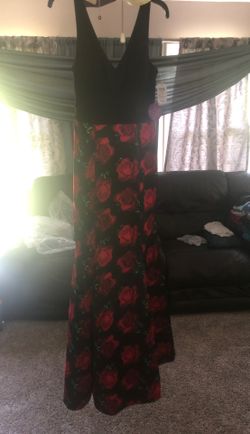 Windsor black/red roses dress