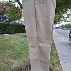 Dicky's khaki Men's Pans Size 40/30 New