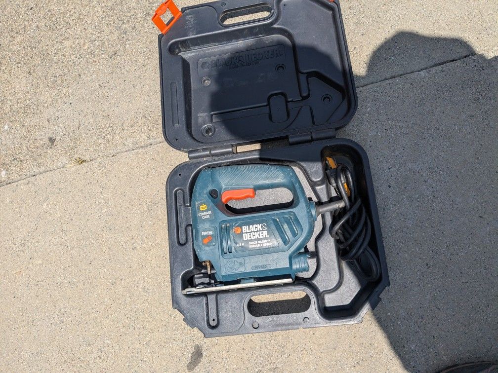 Black And Decker Git Saw