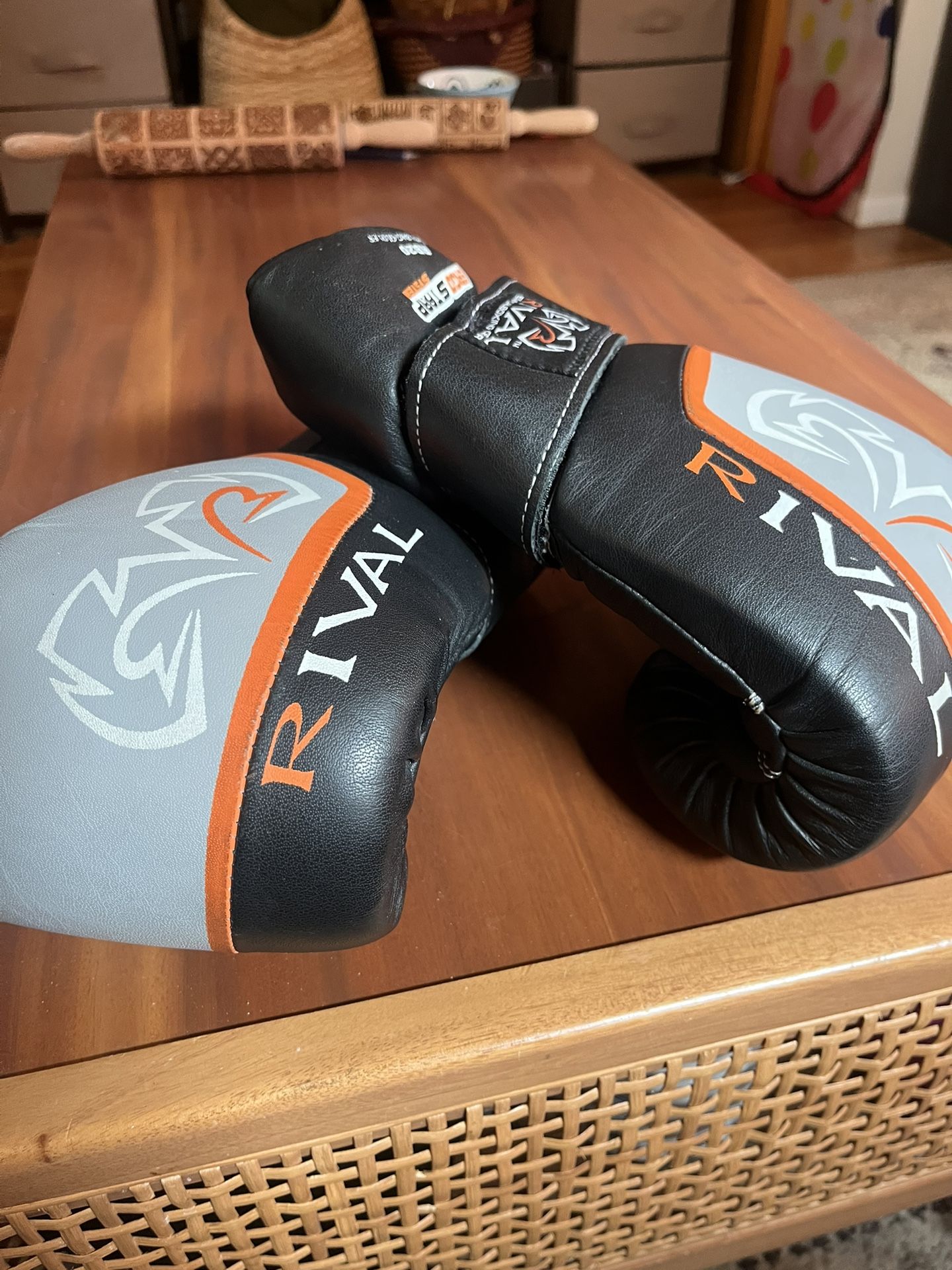 Rival RB20 Elite Bag Gloves
