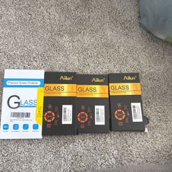 Glass Screen Protector iPhone 14/ iPhone 14 Pro/ iPhone 14 Plus/ iPhone 13 Pro Max