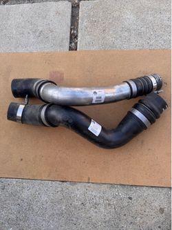 Hot and cold side Charge pipes