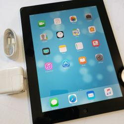 iPad 4 , Fourth Generation  , iCloud Unlocked,   Wi-Fi  Internet Access  , Excellent Condition Like New