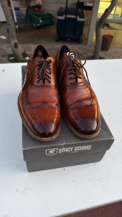 Stacy Adams Men’s Wingtip Oxford Dress Shoes Size 10D – Cognac – With Original Box